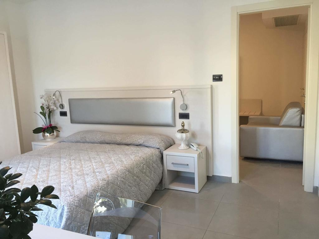 Residence Hotel Albachiara 리미니 외부 사진
