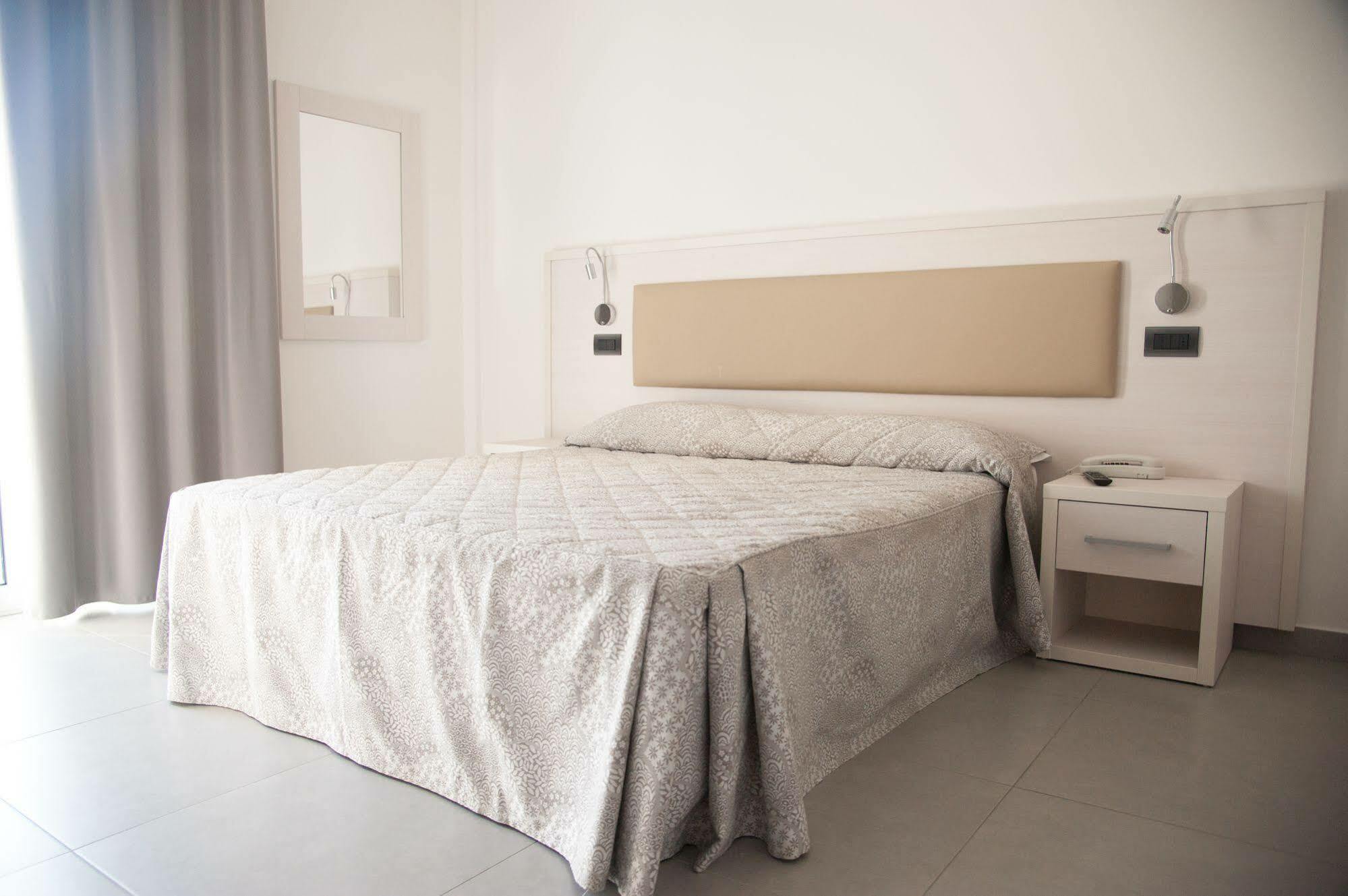 Residence Hotel Albachiara 리미니 외부 사진