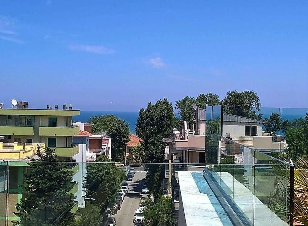 Residence Hotel Albachiara 리미니 외부 사진